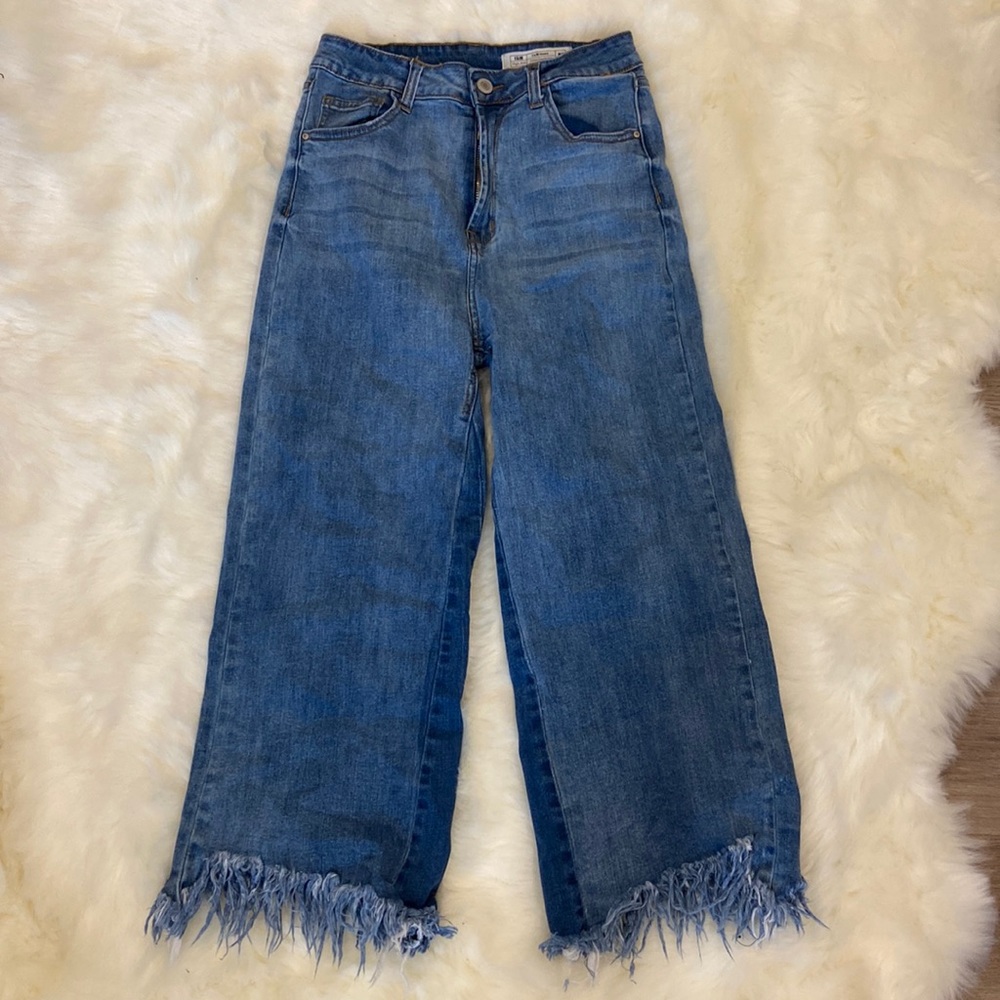 I&M Ariana Gaucho Jean size M